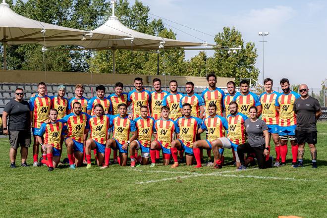 Les Abelles estrena nueva segunda equipación con motivo del 9 d'octubre y sigue adelante en todas