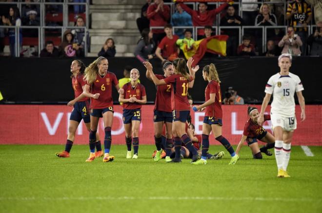 Las jugadoras de España celebran un gol ante Estados Unidos (Foto: Giovani Batista).