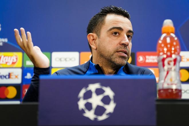 Xavi Hernández, en rueda de prensa (Foto: EFE).