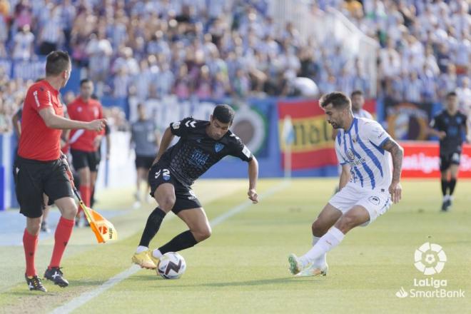 Juanfran, durante un partido con el Málaga (Foto: LaLiga).