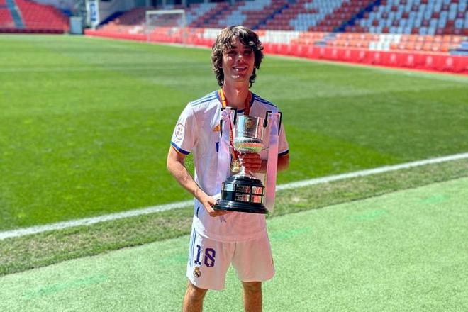 Julen Jon Guerrero ganó la Copa Juvenil con el Real Madrid.