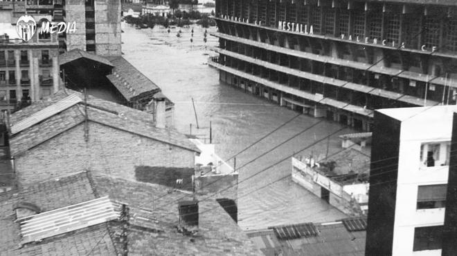 65 años después de la riada Mestalla sigue desafiando al futuro