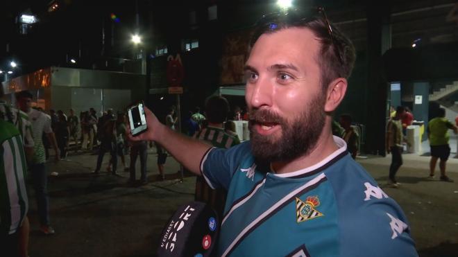 El hincha bético afincado en Múnich nos explica que ha llevado a sus amigos alemanes al Villamarín