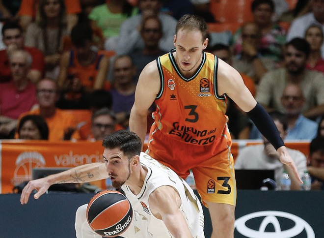 Valencia pierde sobre la bocina ante ASVEL y paga su falta de control (76-77)