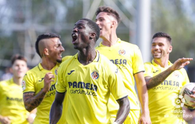 Celebración del Villarreal B (Foto: LaLiga).