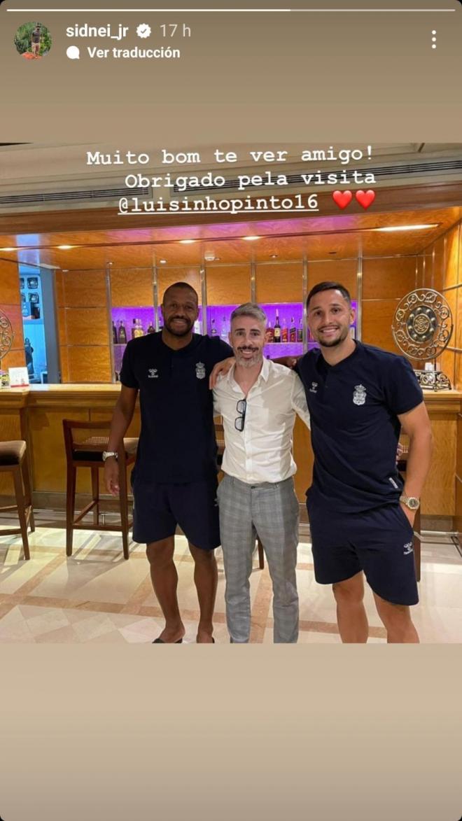 Sidnei y Andone recibieron una visita muy especial