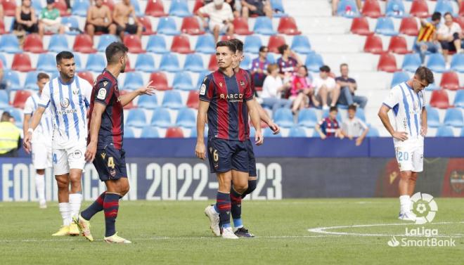 Los jugadores del Levante celebran el gol de Pablo Martínez que podría ser titular en Ibiza (Foto: LaLiga).