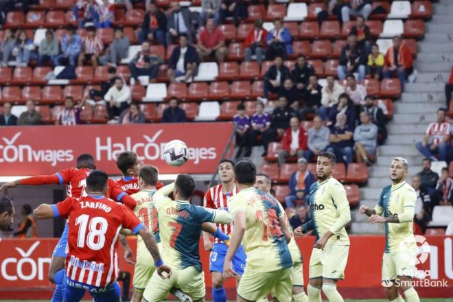 Lance del Sporting-Eibar de la primera vuelta (Foto: LaLiga).