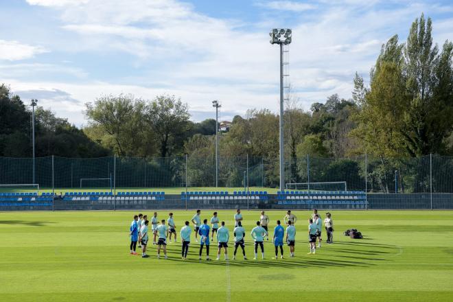 Primer entrenamiento del Real Oviedo con Álvaro Cervera (Foto: ROV).