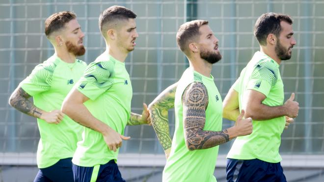 Iñigo Martínez entrena con Sancet, Lekue y Muniain en Lezama (Foto: Athletic Club).