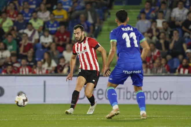 Iñigo Lekue, en acción ante el Getafe en el Coliseum (Foto: Athletic Club)