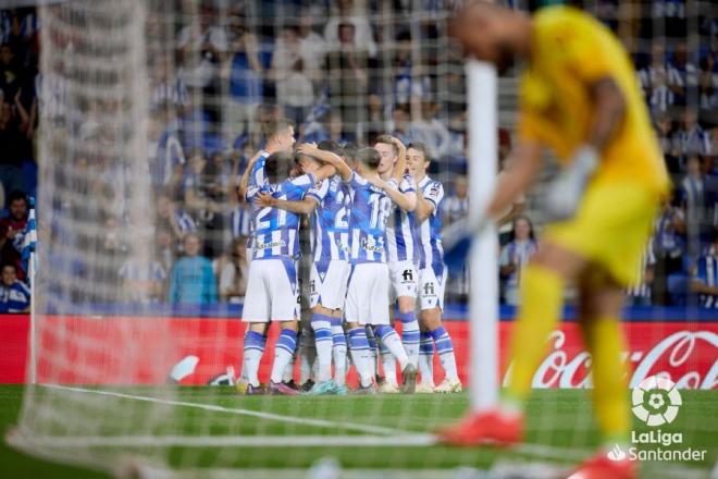 Los jugadores de la Real celebran el gol de Merino al Mallorca (Foto: LaLiga).