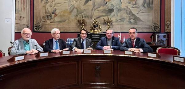 Quico Catalán en una reunión sobre la Copa de la República.