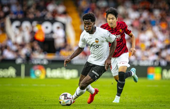 Yunus Musah, en el Valencia CF - RCD Mallorca (Foto: Valencia CF).