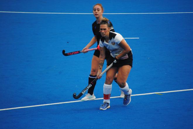 Carpesa, Xaloc y Valencia se aferran a la tercera plaza de DHB