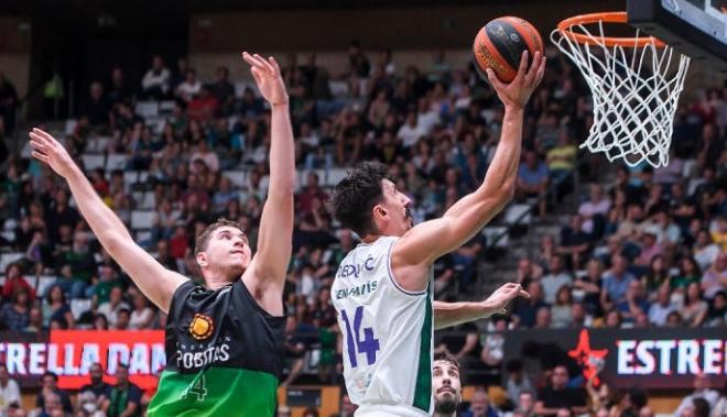 Lance del Joventut-Unicaja (Foto: Unicaja).