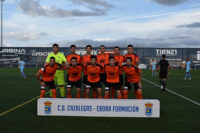 El CD Cazalegas, primer rival de la Real Sociedad en las Copa del Rey (Foto: @cdcazalegaseb).