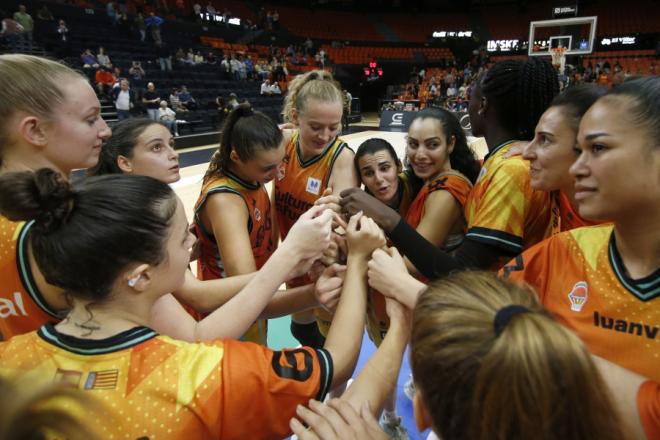 Valencia Basket se embarca en su primera experiencia Euroliga Femenina