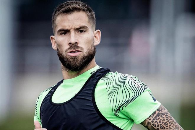 El central de Ondarroa Iñigo Martínez se entrena en Lezama (Foto: Athletic Club).