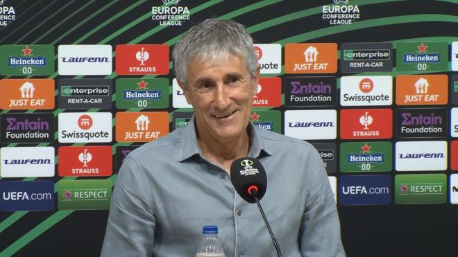 Setién bromea sobre cómo se gestó la llamada de Fernando Roig para ser el nuevo entrenador del Villarreal