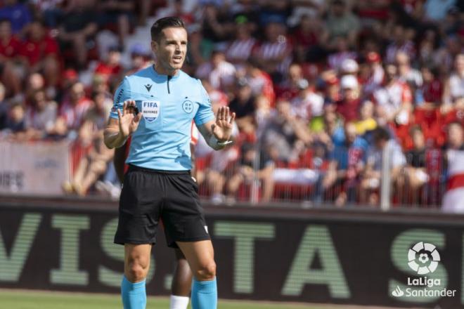 Del Cerro dirige el Almería-Celta. (Foto: LaLiga)