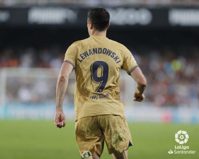 Robert Lewandowski, en el Valencia-Barcelona (Foto: LaLiga).