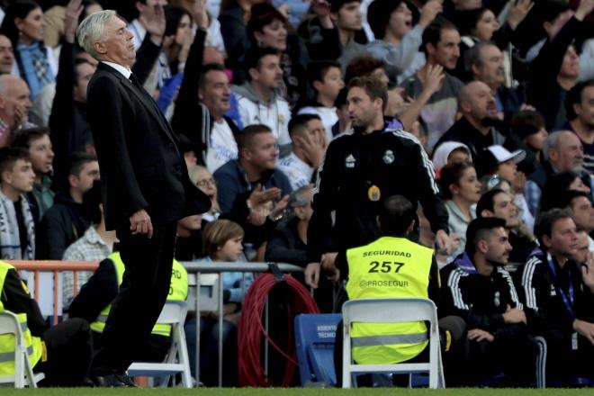 Carlo Ancelotti, en un partido con el Real Madrid (Foto: Cordon Press).