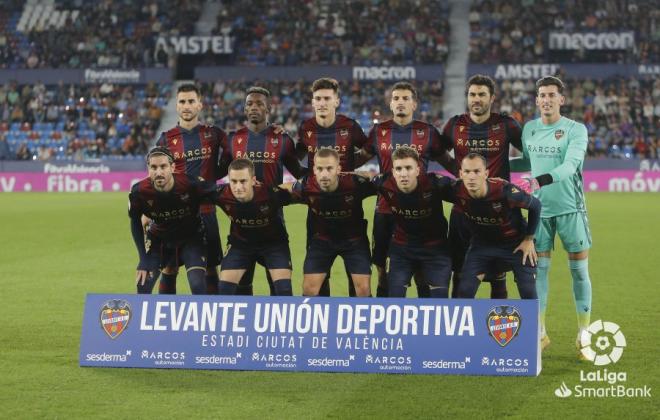 El once titular del Levante ante el Sporting (Foto: LaLiga).