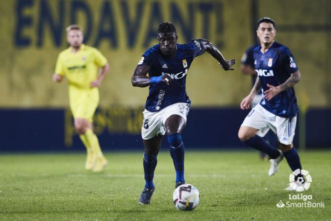 Samu Obeng ante el Villarreal B. (Foto: LaLiga)