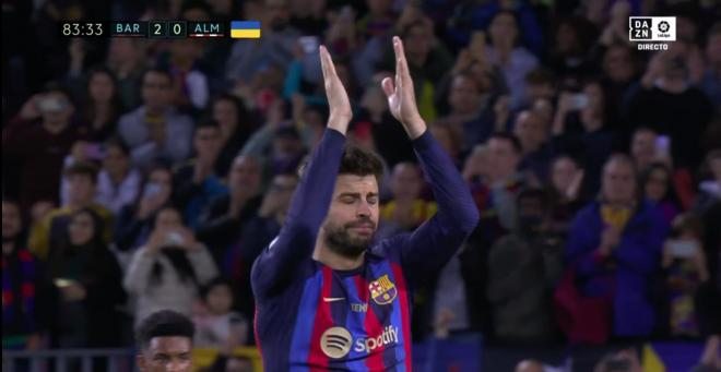 Gerard Piqué se retira del Camp Nou.