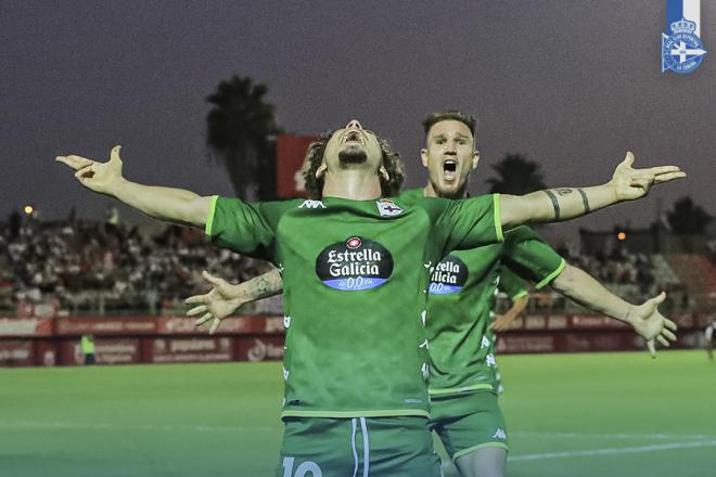 Mario Soriano celebrando su gol (Foto: RCD)