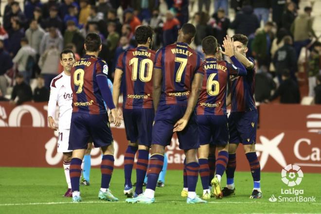 El Levante UD celebra un gol ante el Albacete. (Foto: LaLiga).