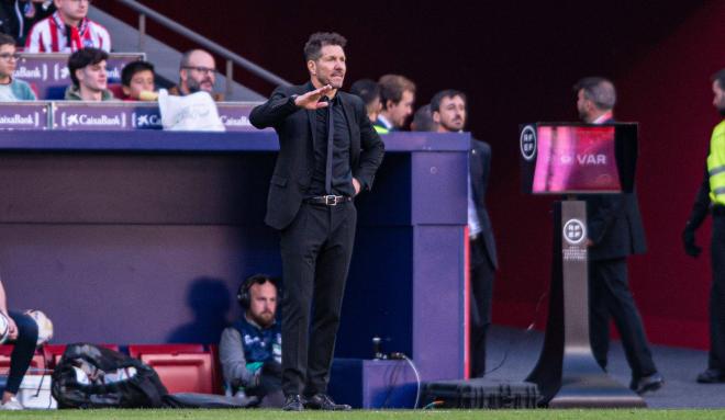 Diego Pablo Simeone, en el Atlético de Madrid-Espanyol (Foto: Cordon Press).