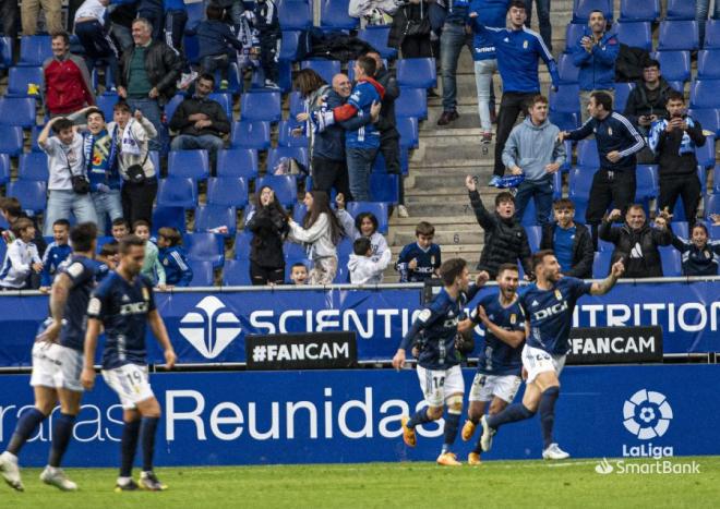 Enrich celebra su tanto en el Oviedo-Granada (Foto: LaLiga).