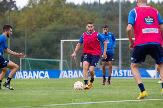 Ibai Gomez en un entrenamiento del Deportivo (Foto: RCD)