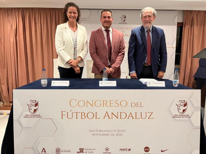 Pedro Lozano, presidente de la Federación Andaluza, presidiendo el V Congreso del Fútol Andaluz.