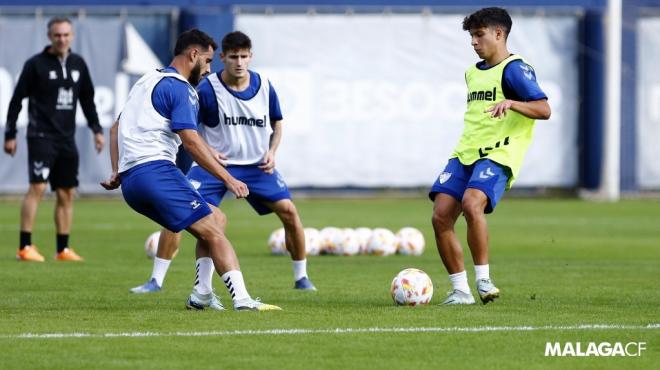 Luis Muñoz y Haitam, durante un entrenamiento del Málaga (Foto: MCF).