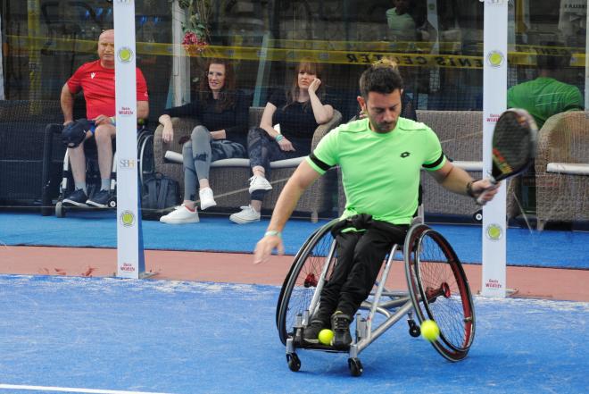 El primer torneo de España de pádel en silla se cierra con el triunfo del valenciano Triviño y e