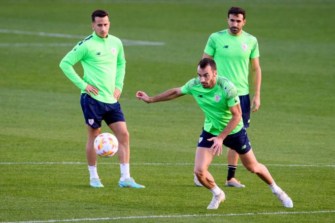 Iñigo Lekue en el entrenamiento de Lezama (Foto: Athletic Club).