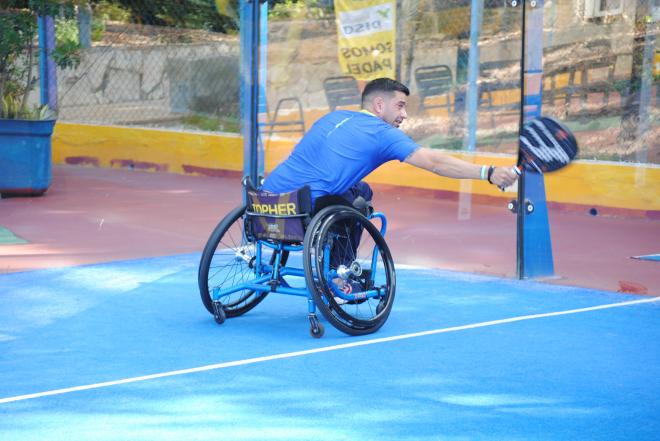 Los valencianos Topher Triviño y Luis Peinado, candidatos al triunfo en el primer torneo de pádel