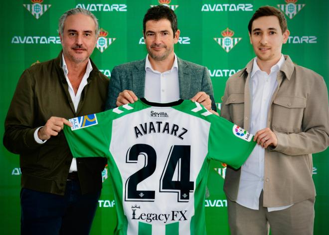 Acuerdo del Betis con la empresa Avatarz (Foto: RBB).
