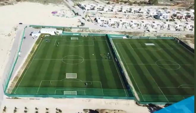 Campos de fútbol de La Finca Golf Resort, en Alicante (Foto: Pinatar Arena).