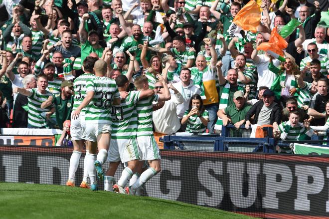 El Celtic celebrando un gol en un partido en Escocia (Foto: Cordon Press).