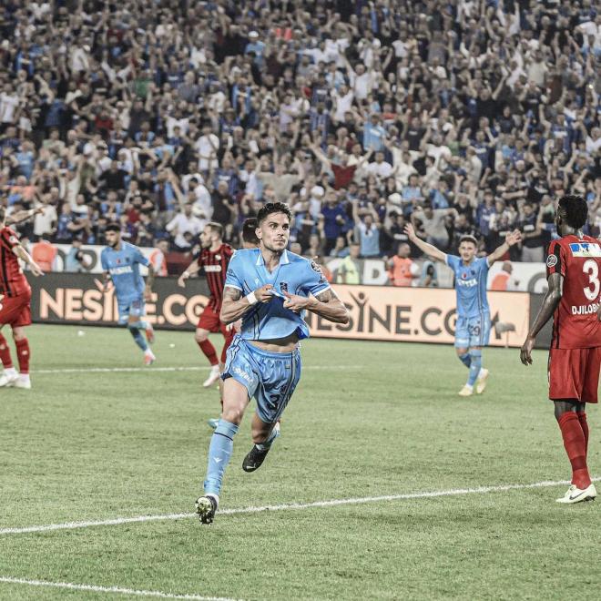 Marc Bartra celebra un gol con el Trabzonspor. (Instagram @marcbartra)