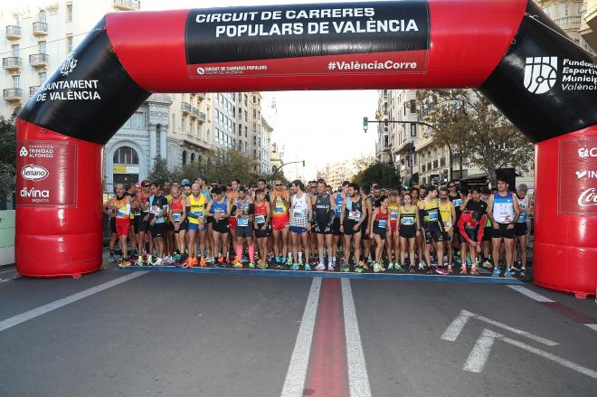 La 12ª Volta a Peu de les Falles cierra el Circuito de Carreras Populares de València 2022