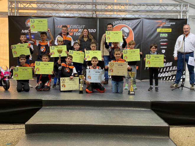 Marcos Vinagre y Daniel Climent, campeones de Minimotos y MiniGP110