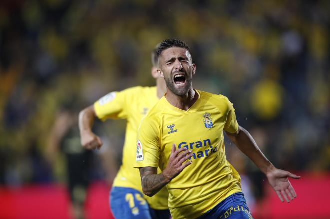 Pejiño celebra un gol con la UD Las Palmas (Foto: LALIGA).