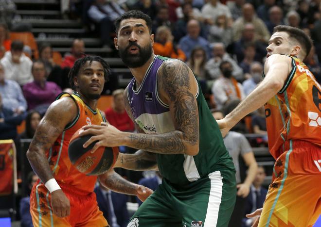 La falta de intensidad condena a Valencia Basket y lo aleja de la zona alta de la tabla (67-83)