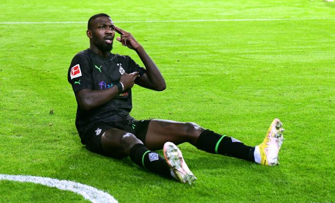 Marcus Thuram celebrando un gol (Foto: Cordon Press).