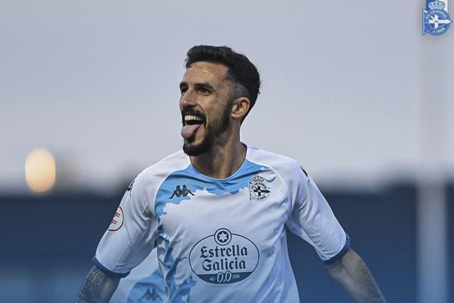 Alberto Quiles anotó tres goles ante el Fuenlabrada (Foto: RCD)